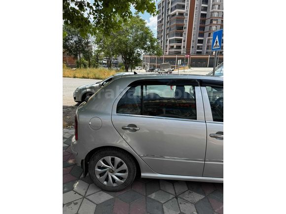 2003 Fabia/ 253.000Km/ LPG/ Aile arabası