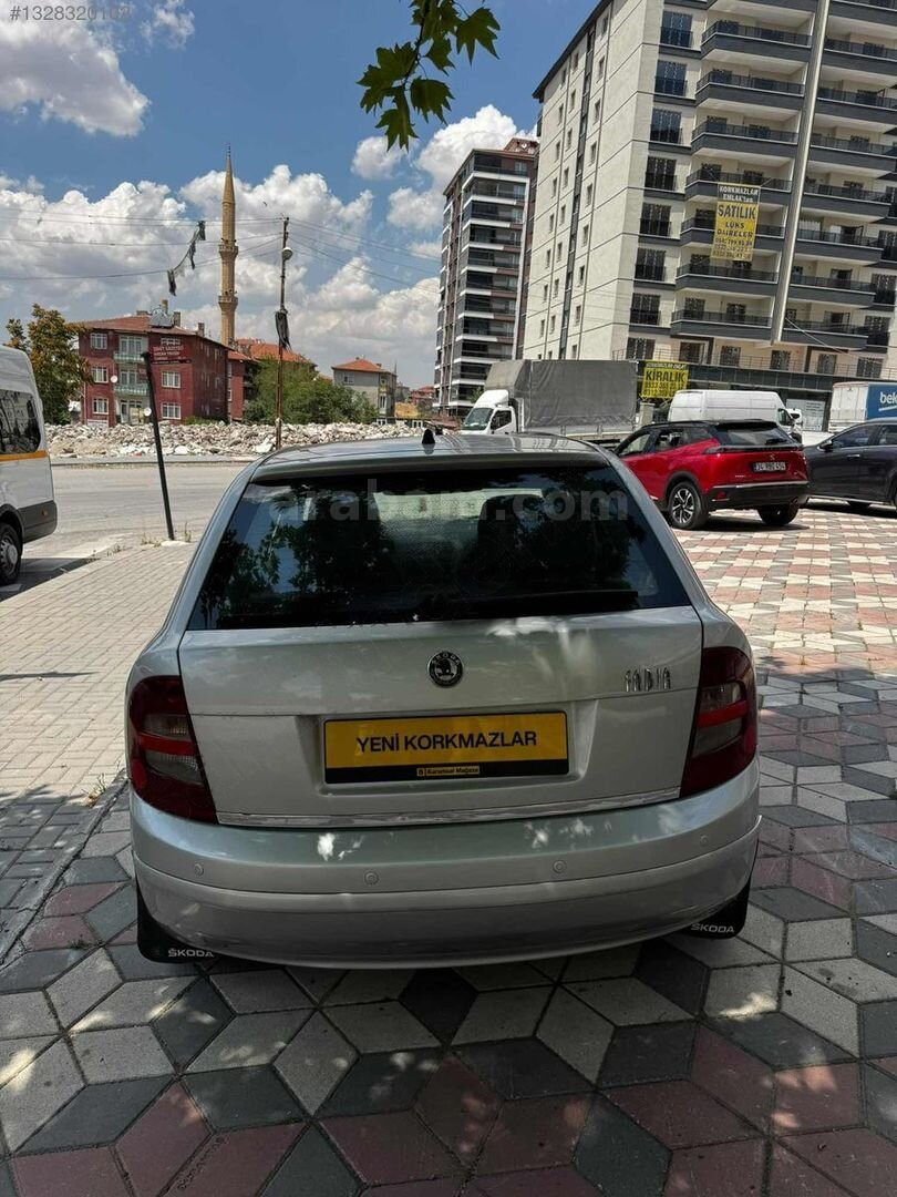 Galeriden Skoda Fabia 1.2 Classic 2004 Model Ankara 253.000 km Gri 4