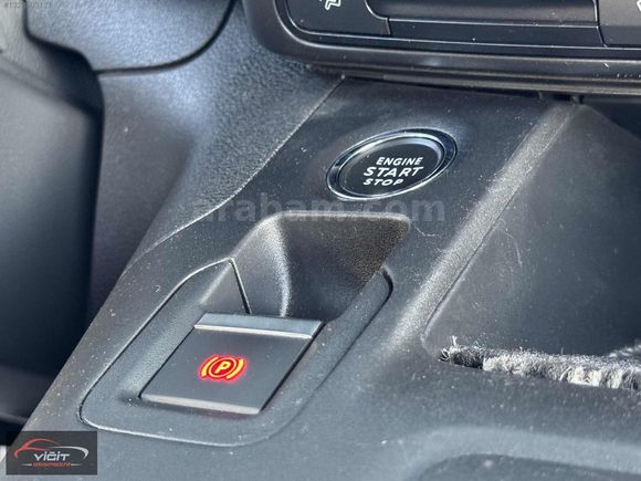 2025 OPEL COMBO 1.5 D EDİTİON OTOMATİK HATASIZ