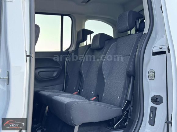 2025 OPEL COMBO 1.5 D EDİTİON OTOMATİK HATASIZ