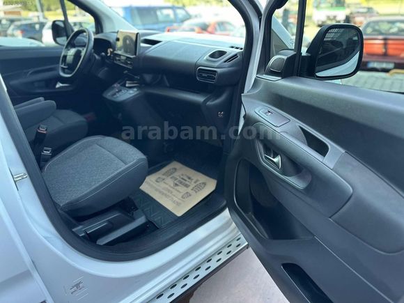 COMBO 1.5 D Edition OTOMATİK