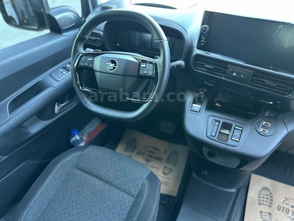 COMBO 1.5 D Edition OTOMATİK