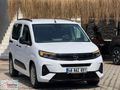 2025 OPEL COMBO 1.5 DİZEL 130HP 16 BİNDE HATASIZ BOYASIZ