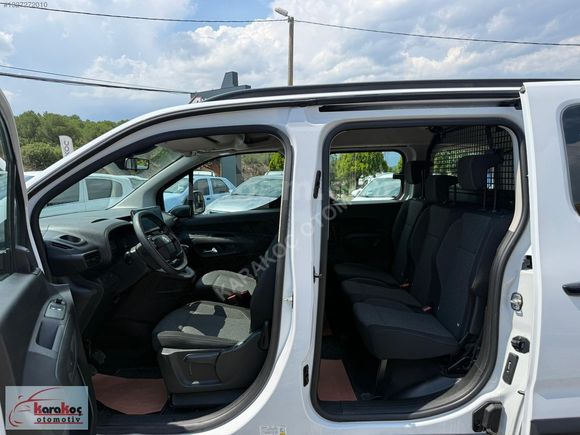 2025 OPEL COMBO 1.5 DİZEL 130HP 16 BİNDE HATASIZ BOYASIZ