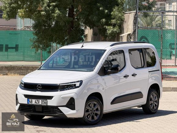 HATASIZ BOYASIZ SIFIR AYARINDA 18 BİN KM DE+ŞERİT TAKİP
