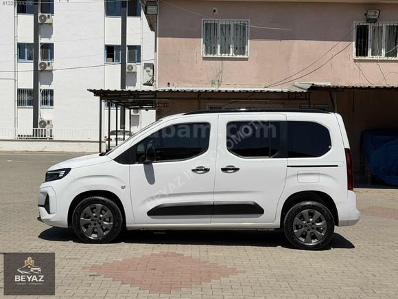 HATASIZ BOYASIZ SIFIR AYARINDA 18 BİN KM DE+ŞERİT TAKİP
