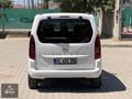 HATASIZ BOYASIZ SIFIR AYARINDA 18 BİN KM DE+ŞERİT TAKİP