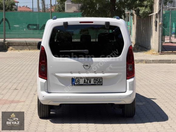 HATASIZ BOYASIZ SIFIR AYARINDA 18 BİN KM DE+ŞERİT TAKİP
