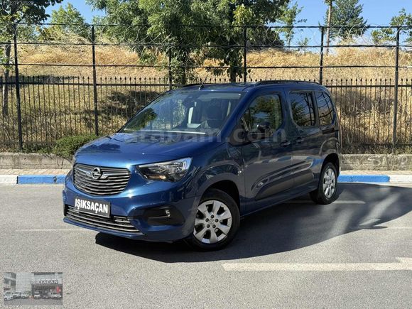 2023 OPEL COMBO 1.5 D EDİTİON OTOMOTİK VİTES HATASIZ 61 BİN KM