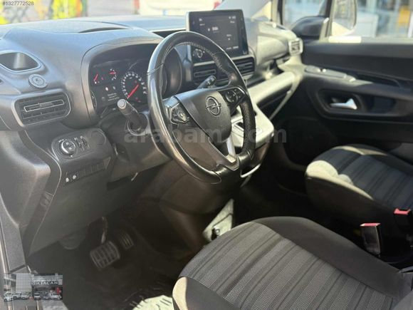 2023 OPEL COMBO 1.5 D EDİTİON OTOMOTİK VİTES HATASIZ 61 BİN KM