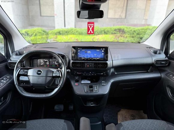 ÇNR AUTO'DAN OPEL COMBO 1.5 EDİTİON OTOMATİK HATASIZ BOYASIZ