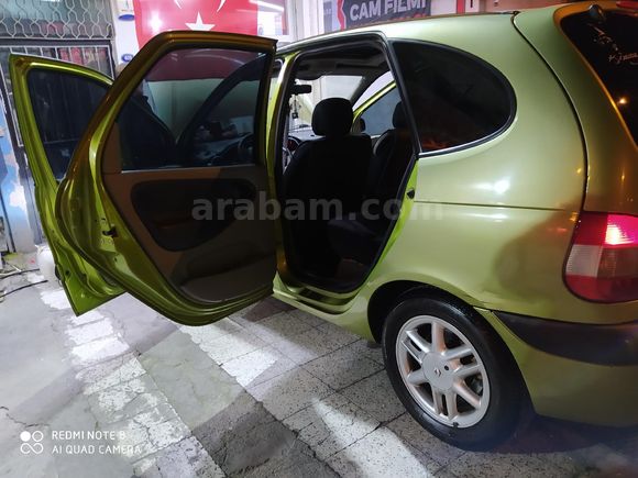 Sahibinden Renault Scenic 2.0 RXi 2000 Model