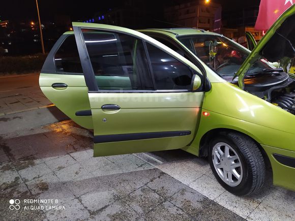 Sahibinden Renault Scenic 2.0 RXi 2000 Model