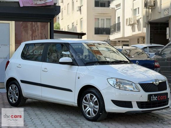 2011 MODEL BOYASIZ SKODA FABİA 1.2 TSİ MANUEL 75 BİN KM DE