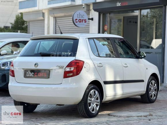 2011 MODEL BOYASIZ SKODA FABİA 1.2 TSİ MANUEL 75 BİN KM DE