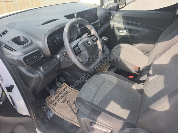 OPEL COMBO 1.5 D ESSENTİAL 130 HP HATASIZ SERVİS BAKIMLI
