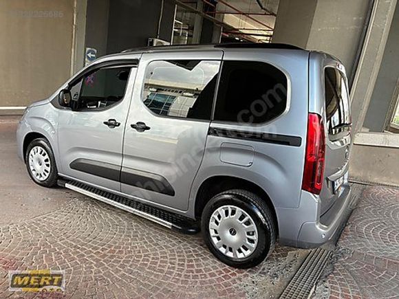 2025 OPEL COMBO 1.5 D ESSENT.25.000KM OTOMTK TEMİZ BAKIMLI
