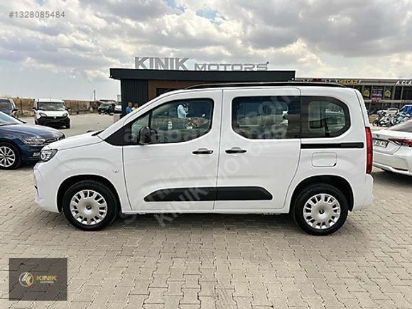 KINIK | 2025 HATASIZ 1.5 DİZEL ESSENTİAL 15.000KM KK12TAKSİT