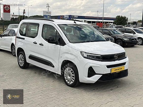 KINIK | 2025 HATASIZ 1.5 DİZEL ESSENTİAL 15.000KM KK12TAKSİT