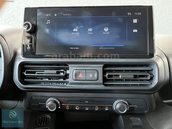 2026 MODEL OPEL COMBO 1.5**ESSENTİAL**OTOMATİK %20 FATURALI