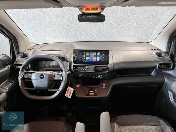 2026 MODEL OPEL COMBO 1.5**ESSENTİAL**OTOMATİK %20 FATURALI
