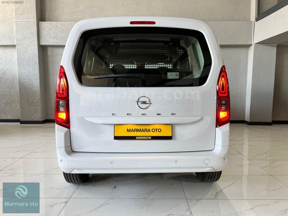 2026 MODEL OPEL COMBO 1.5**ESSENTİAL**OTOMATİK %20 FATURALI