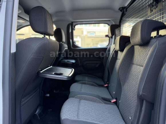 2026 OPEL COMBO 1.5 D ESSENTİAL HATASIZ BOYASIZ SIFIR AYARINDA