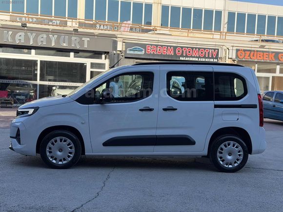2026 OPEL COMBO 1.5 D ESSENTİAL HATASIZ BOYASIZ SIFIR AYARINDA