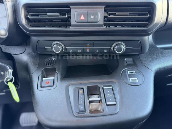 2026 OPEL COMBO 1.5 D ESSENTİAL HATASIZ BOYASIZ SIFIR AYARINDA
