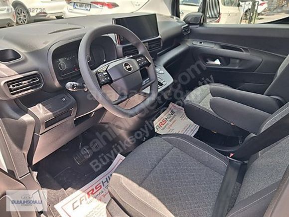 BÜYÜKSOYLU'DAN 2026 MODEL OPEL COMBO 1.5D ESSENTİAL AT8 FL 130HP