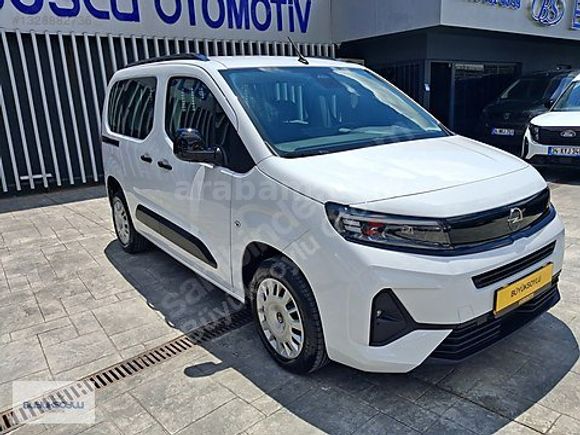 BÜYÜKSOYLU'DAN 2026 MODEL OPEL COMBO 1.5D ESSENTİAL AT8 FL 130HP