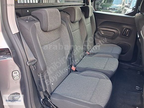 BÜYÜKSOYLU'DAN 2026 MODEL OPEL COMBO 1.5D ESSENTİAL AT8 FL 130HP