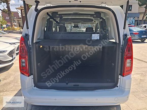 BÜYÜKSOYLU'DAN 2026 MODEL OPEL COMBO 1.5D ESSENTİAL AT8 FL 130HP