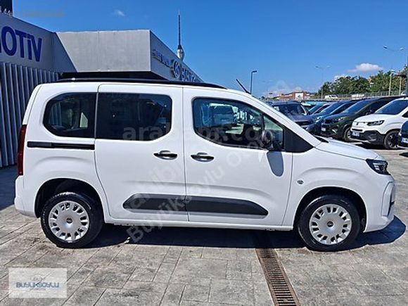 BÜYÜKSOYLU'DAN 2026 MODEL OPEL COMBO 1.5D ESSENTİAL AT8 FL 130HP