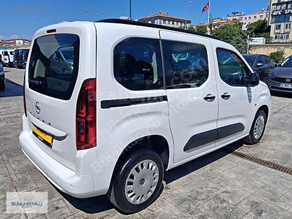 BÜYÜKSOYLU'DAN 2026 MODEL OPEL COMBO 1.5D ESSENTİAL AT8 FL 130HP