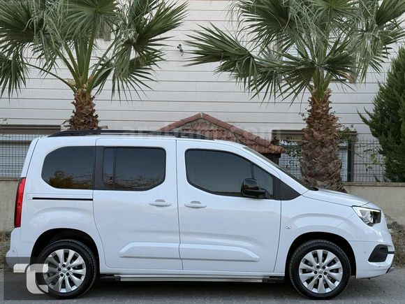 2022 COMBO ULTİMATE CAM TAVAN OTOMATİK VİTES