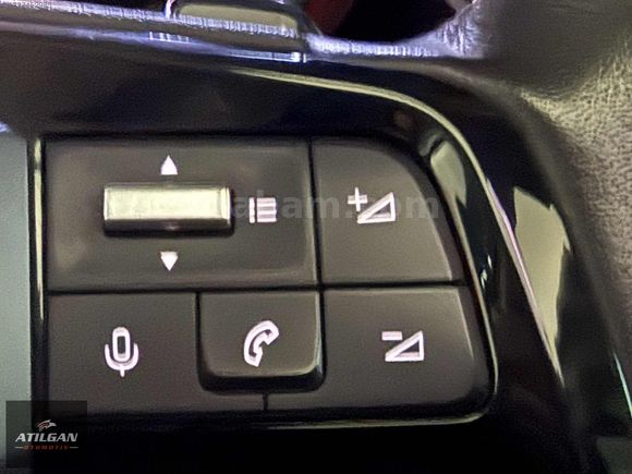 !!! BOYASIZ___CARPLAY+KÖR N.+D.ISITMA+CAMTAVAN ŞERİT T !!!