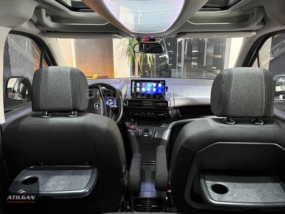 !!! BOYASIZ___CARPLAY+KÖR N.+D.ISITMA+CAMTAVAN ŞERİT T !!!