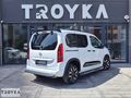TROYKA'DAN 2025 OPEL COMBO 1.5 D ULTIMATE OTOMATİK K.K 12 TAKSİT