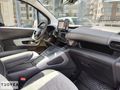 TROYKA'DAN 2025 OPEL COMBO 1.5 D ULTIMATE OTOMATİK K.K 12 TAKSİT