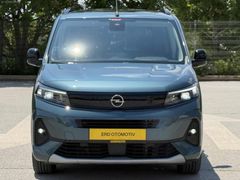 2025 MODEL HATASIZ BOYASIZ 10 BİN KM DE ULTİMATE CAM TAVANLI