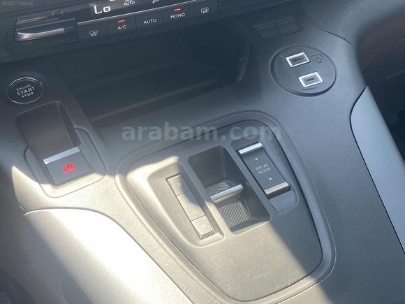 2025 OPEL COMBO 1.5 D ULTİMATE 40.000KM SERVİS BAKIMLI HATASIZ!
