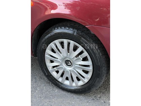RENAULT CLİO SYMBOL DEĞİŞENSİZ 2003 MODEL 1.5 DCİ 314.000 KM DE