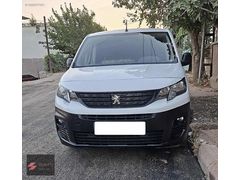 ÇELİK OTO'dan 2021 PEUGEOT PARTNER 1.5 BLUEHDİ 102HP COMFORT 2+1