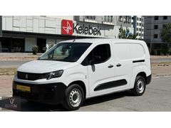 ULUTÜRK MOTORLU ARAÇLAR'DAN 2023 PEUGEOT PARTNER %20 FATURALI