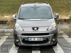 2010 PEUGEOT PARTNER TEPEE 1.6 HDİ PREMİUM TEMİZ AİLE ARACI