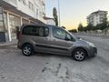 NEVCAR AUTO DÜŞÜK KM PARTNER PREMİUM