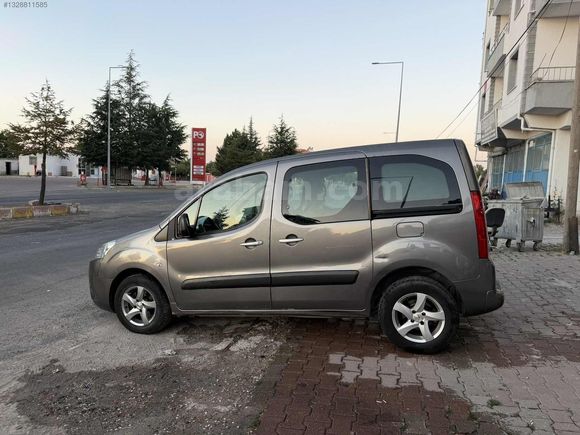 NEVCAR AUTO DÜŞÜK KM PARTNER PREMİUM