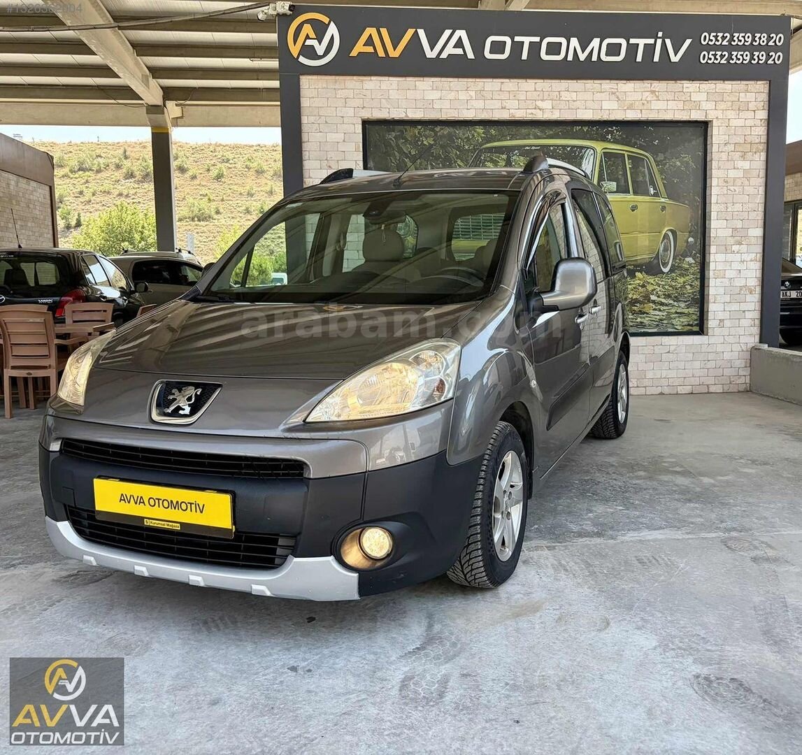 Galeriden Peugeot Partner 1.6 HDI Premium 2012 Model Denizli 196.000 km Gri 3