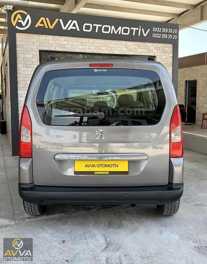 Galeriden Peugeot Partner 1.6 HDI Premium 2012 Model Denizli 196.000 km Gri 4